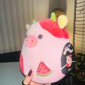 Squishmallow Oola the select series cow 8” NWT scented